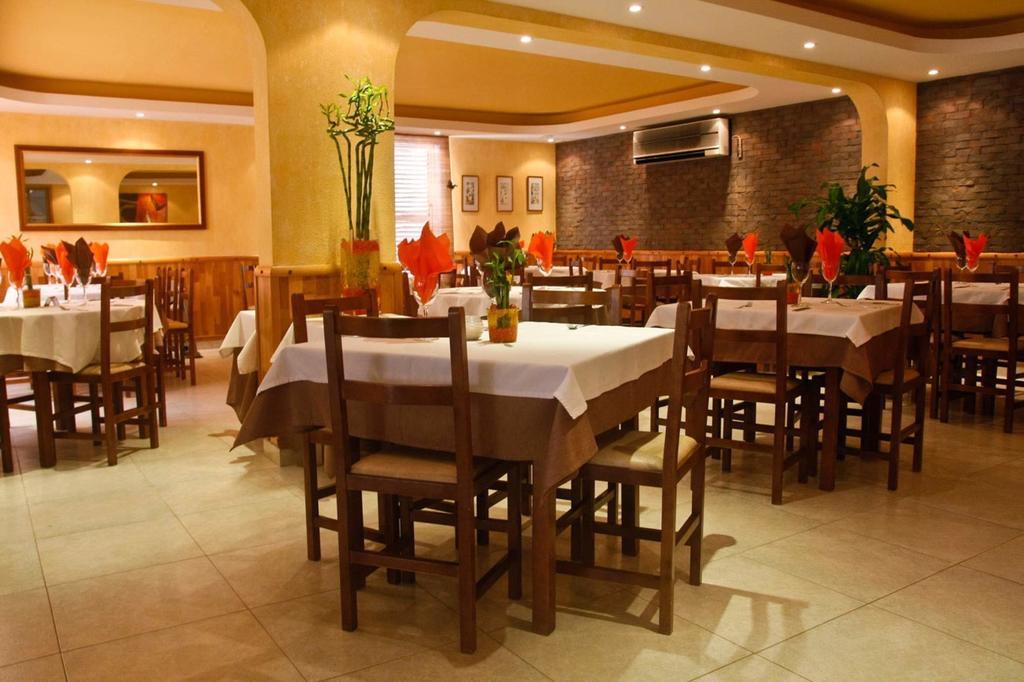 Casa Luis Apartments Santa Eularia des Riu Bagian luar foto