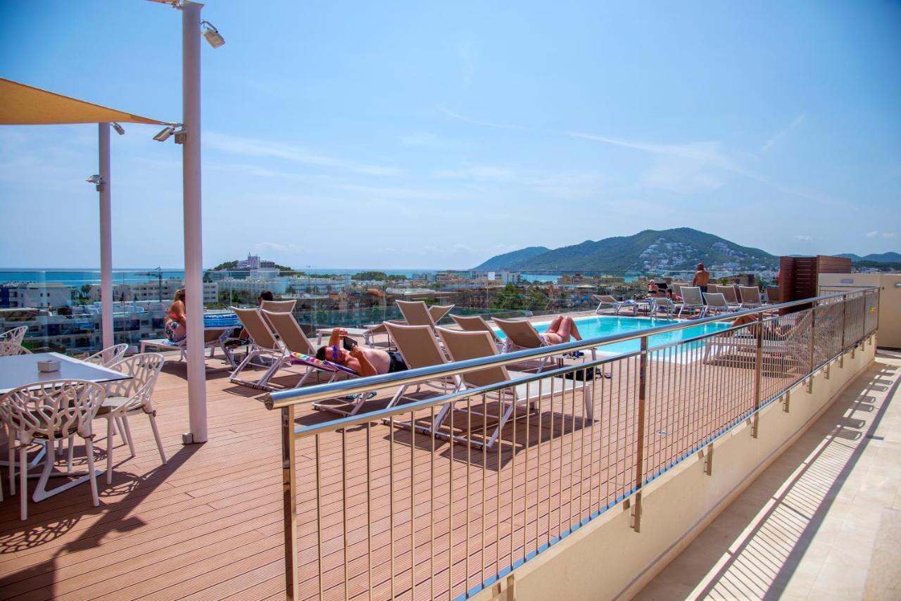 Casa Luis Apartments Santa Eularia des Riu Bagian luar foto