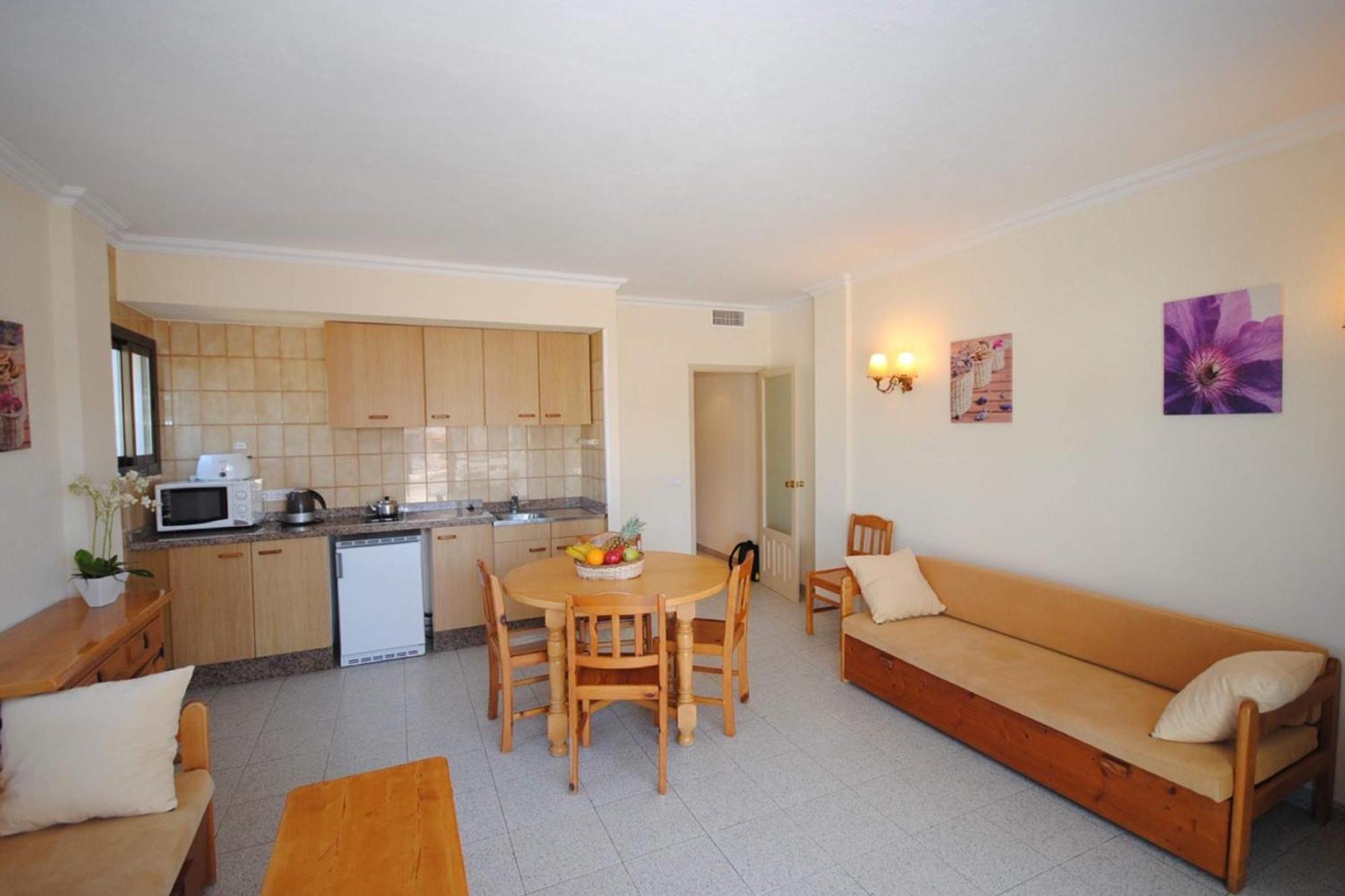Casa Luis Apartments Santa Eularia des Riu Ruang foto