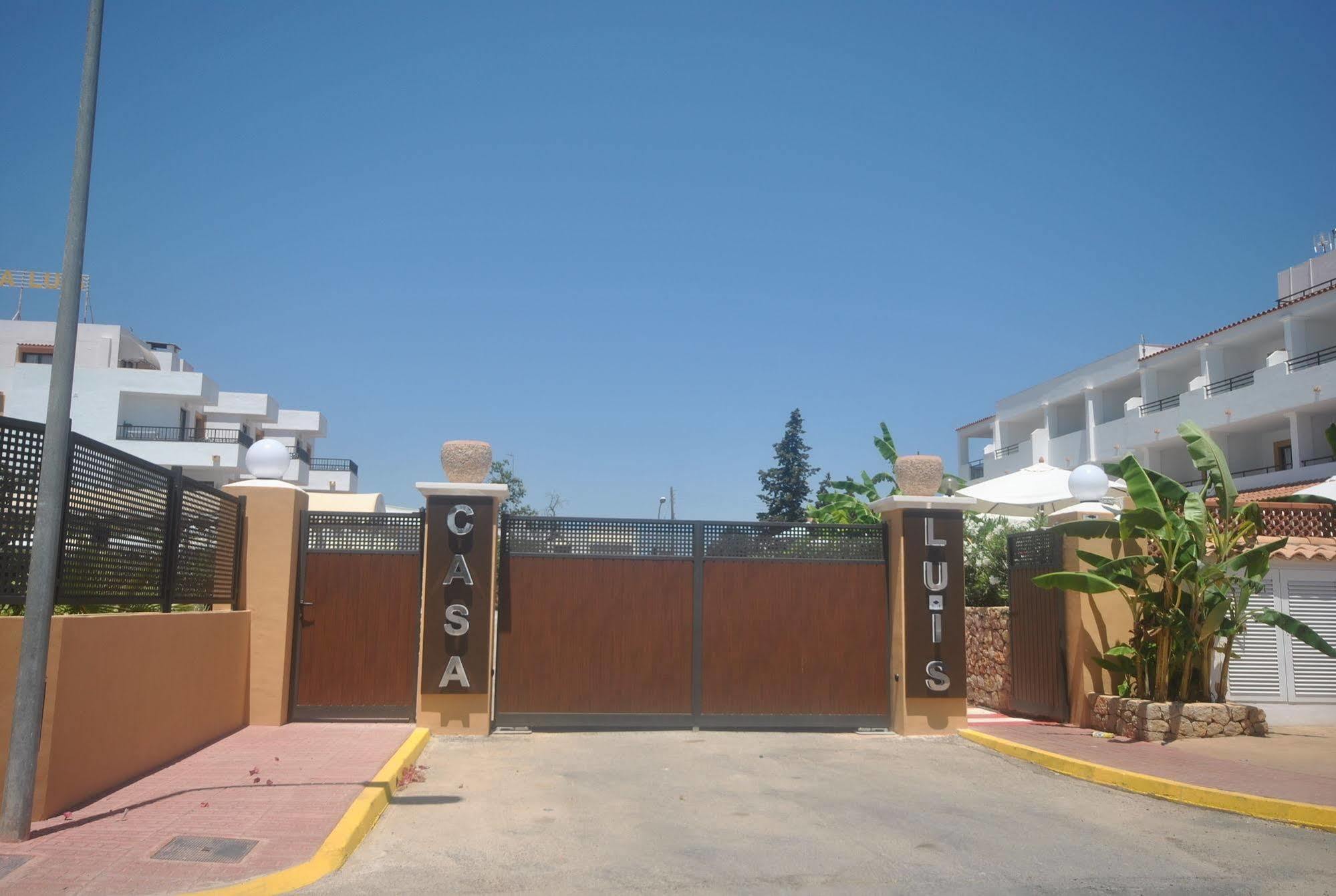Casa Luis Apartments Santa Eularia des Riu Bagian luar foto