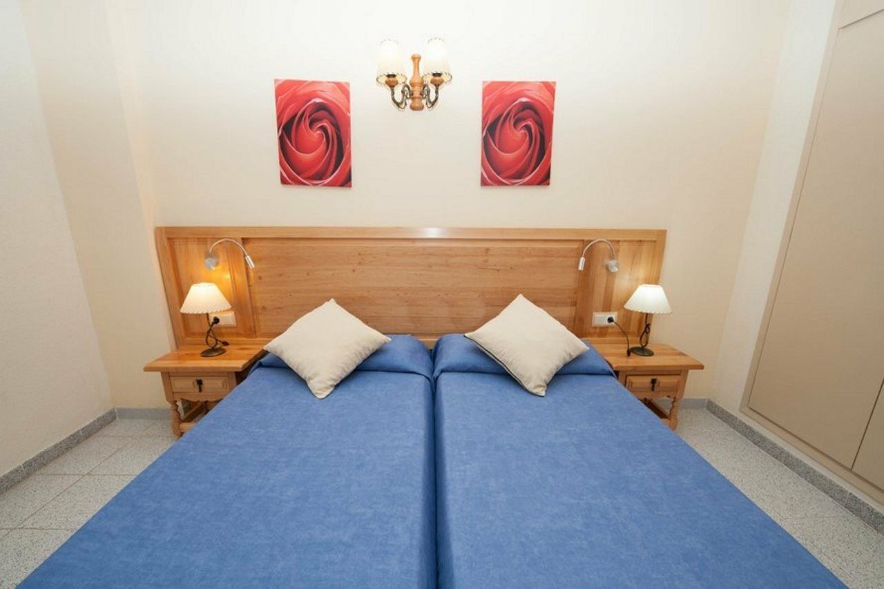 Casa Luis Apartments Santa Eularia des Riu Bagian luar foto
