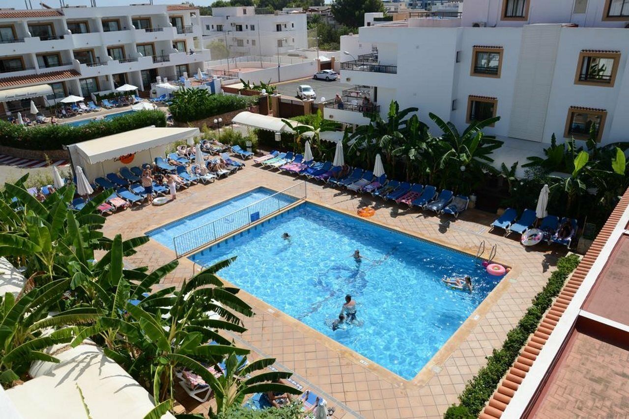Casa Luis Apartments Santa Eularia des Riu Bagian luar foto